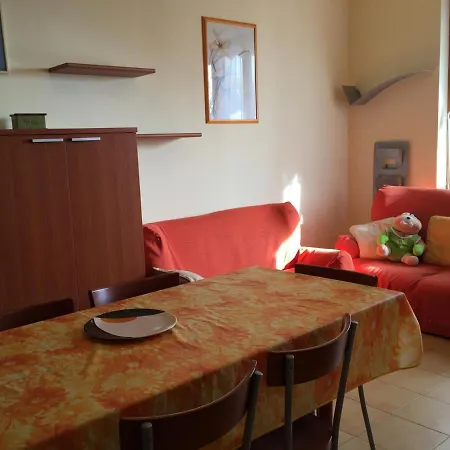 Memi Aparthotel 3*